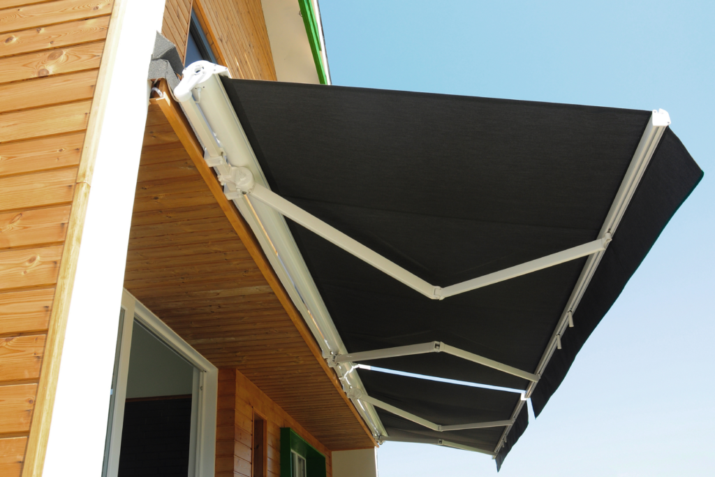 Retractable Awning